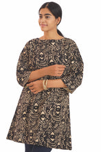Load image into Gallery viewer, 'MAZE' Natural Dye Block-Printed Cotton Travel Tunic.