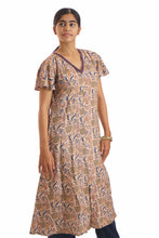 Load image into Gallery viewer, Creative Bee 'FLORIQUE' Hand-Woven Natural Dye Block Printed Tussar x Cotton Dress.
