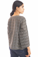 Load image into Gallery viewer, Creative Bee Handwoven Eco Friendly Natural Dye 'LOOMIKA' Ikat Women Top.