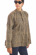 Load image into Gallery viewer, Natural Dyed Block-Printed 'Twin Tone' Cotton Reversible Jacket.