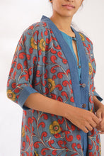 Load image into Gallery viewer, Creative Bee Hand-woven 'ELARA' Natural Dye Hand Painted Cotton Jacket.