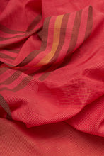 Load image into Gallery viewer, Hand Woven Small Check Saree.