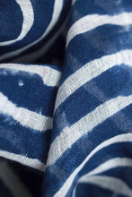 Load image into Gallery viewer, Natural Dye Block Print Linen Stole
