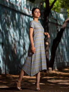QISPI | Long Dress - Creative Bee