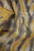 Load image into Gallery viewer, Natural Dye Shibori Cotton x Silk Fabric