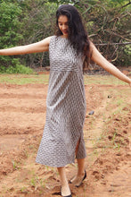 Load image into Gallery viewer, Safe Dye Ikat &#39;EBRO&#39; Sleeveless Long Dress