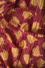 Load image into Gallery viewer, Safe Dye Random Ikat Cotton Fabric