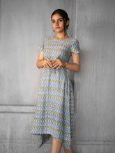 Load image into Gallery viewer, QISPI | Long Dress - Creative Bee
